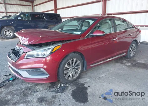2015 Hyundai Sonata Sport z USA, uszkodzony, nr VIN 5NPE34AF6FH212825